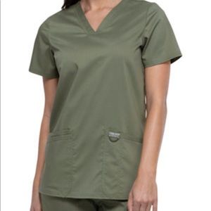 Cherokee olive scrub set